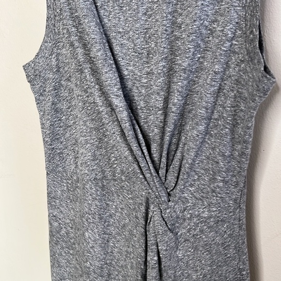TREASURE & BOND XS GRAY CRISS CROSS FAUX WRAP DRESS - Picture 7 of 7